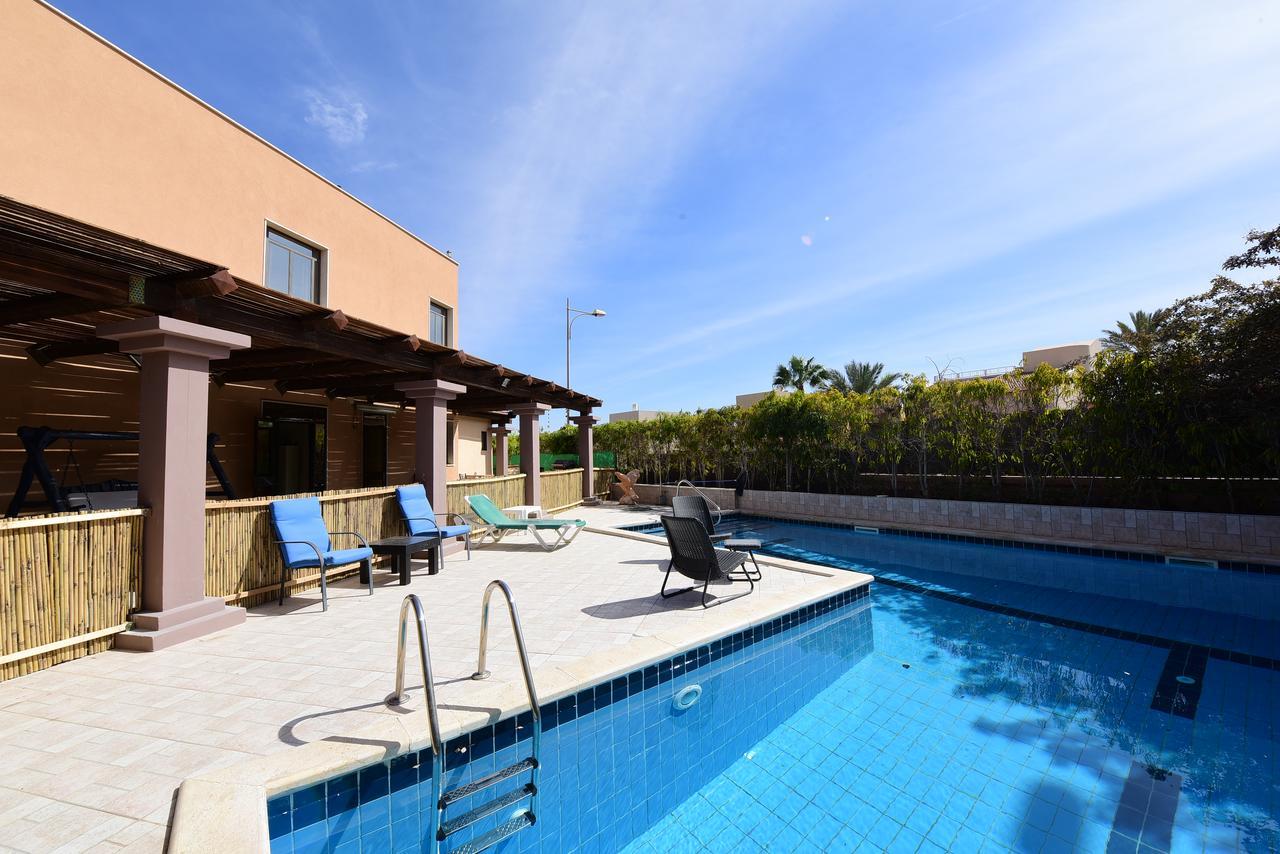 Flintstone Guest House Eilat Ngoại thất bức ảnh
